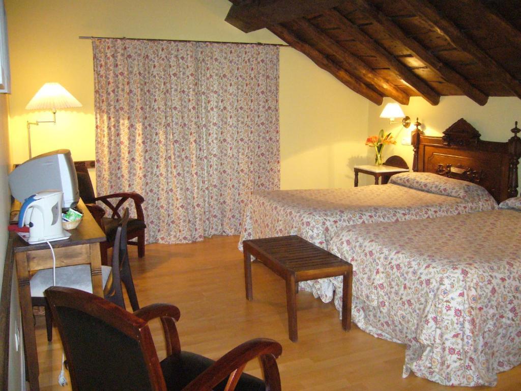 Hotel Rural Casa Roja Cadavedo Quarto foto